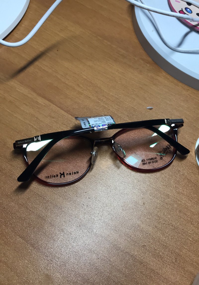 helenkeller海伦凯勒近视眼镜评价如何海伦凯勒可配近视眼镜质量好不