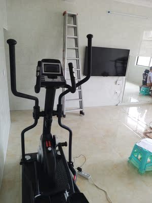 迪卡侬椭圆机好还是麦瑞克好?用了三个多月感受哪款好用?