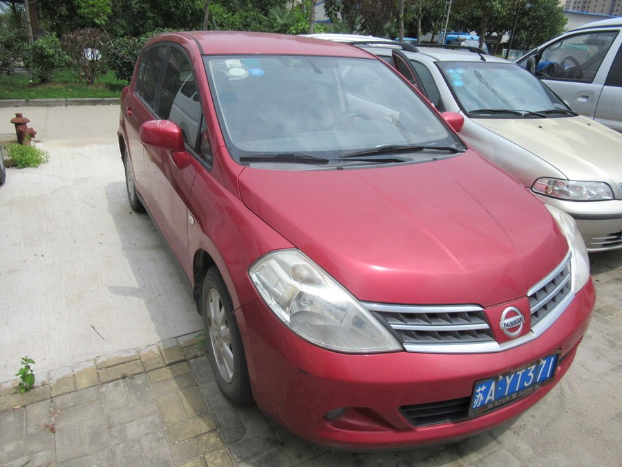 【第一次拍卖】车牌号为苏ayt371的东风日产骐达牌小型轿车