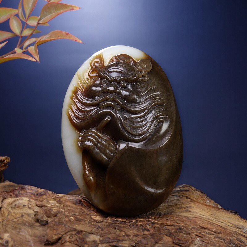 中国玉石雕刻大师范德龙玉雕工作室作品 和田玉钟馗把件 126.98g