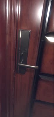 Re:对比说说一下飞利浦Alpha智能锁功能如何呢???想下使用飞利浦Alpha智能锁质量 ..