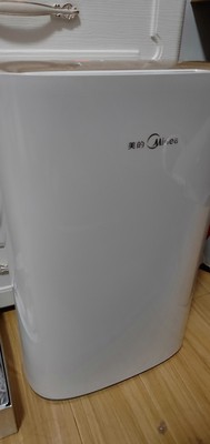 居家必备用airx空气净化器和美的那家好?哪个质量好性价比高