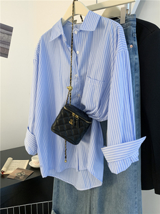 蓝色条纹衬衫秋冬2k023新款女装设计感小众长袖polo领叠穿衬衫外
