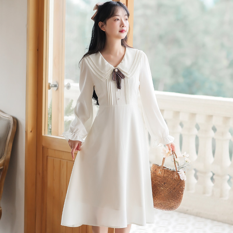 领证小白裙娃娃领温柔收腰显瘦气质赫本风仙女裙初恋白色连衣裙夏