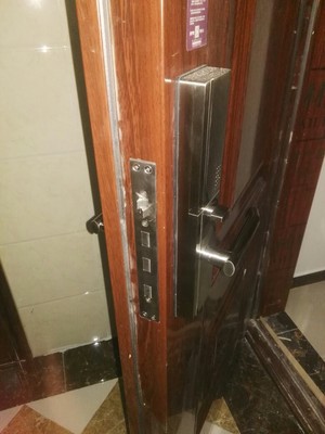 Re:感受真实使用指纹锁德施曼T11怎么样呢???入手使用感受指纹锁德施曼T11功能好 ..
