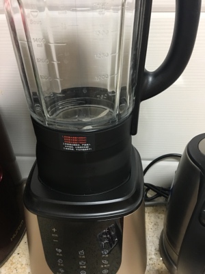 Re:请问真实入手西屋WFB-B18破壁机怎么样呢??说说使用对比西屋WFB-B18破壁机性价 ..