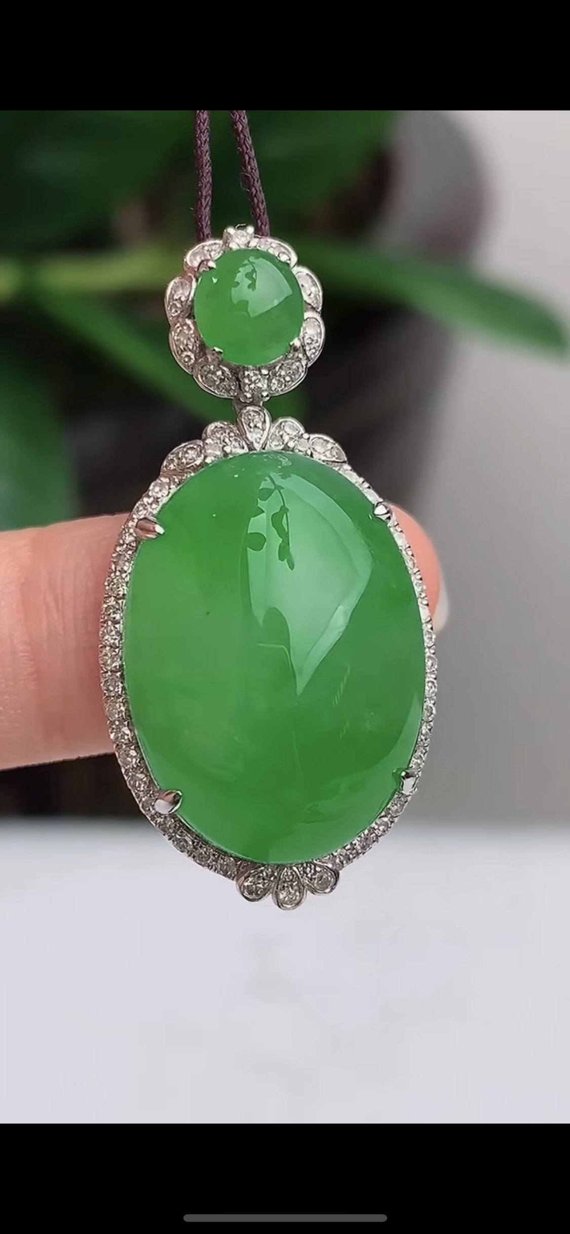 天然a货翡翠18k金豪华伴钻镶嵌满绿鸽子蛋面吊坠缅甸老坑玉石珠宝