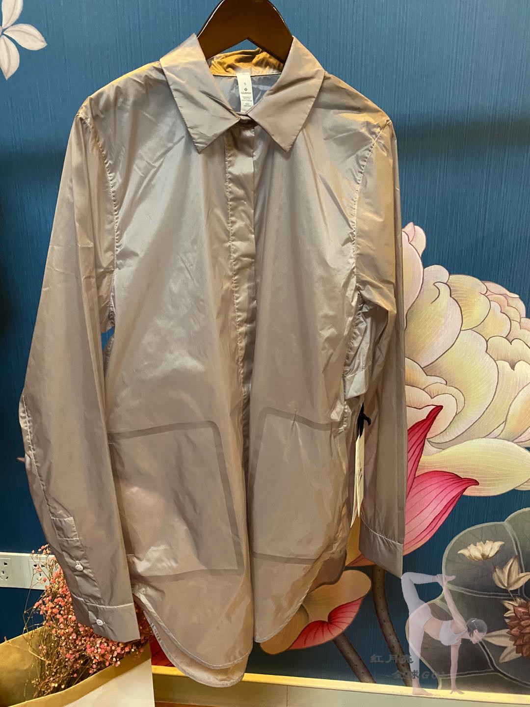 lululemon Hazy Sky Shirt Jacket  长款防水衬衫|ruв категории Женская одежда, рубашка - от Buy2taobao.com для оказания профессиональной услуги покупки агента Taobao