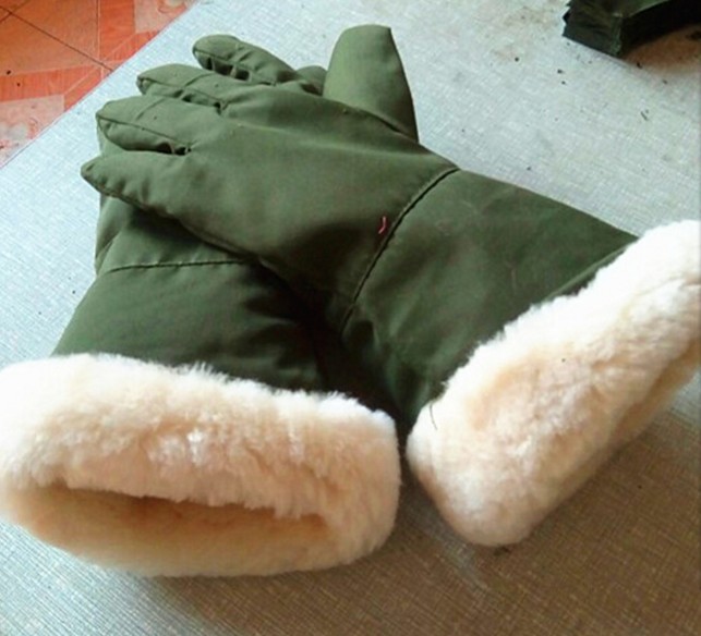 羊皮手套_78羊毛棉手套冬季防寒加厚军用军品棉手套防风户外寒区羊