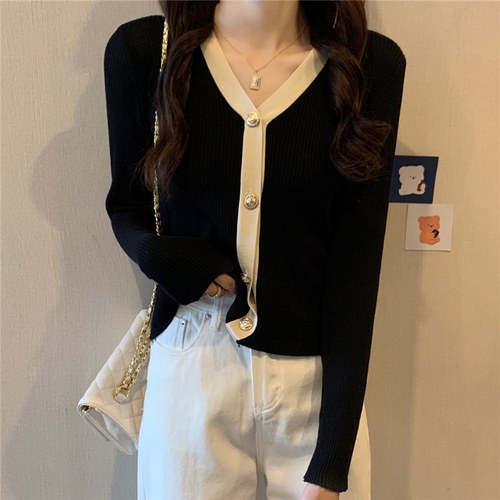 七公主依依服饰