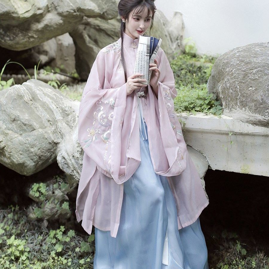 汉服女立领直襟长衫