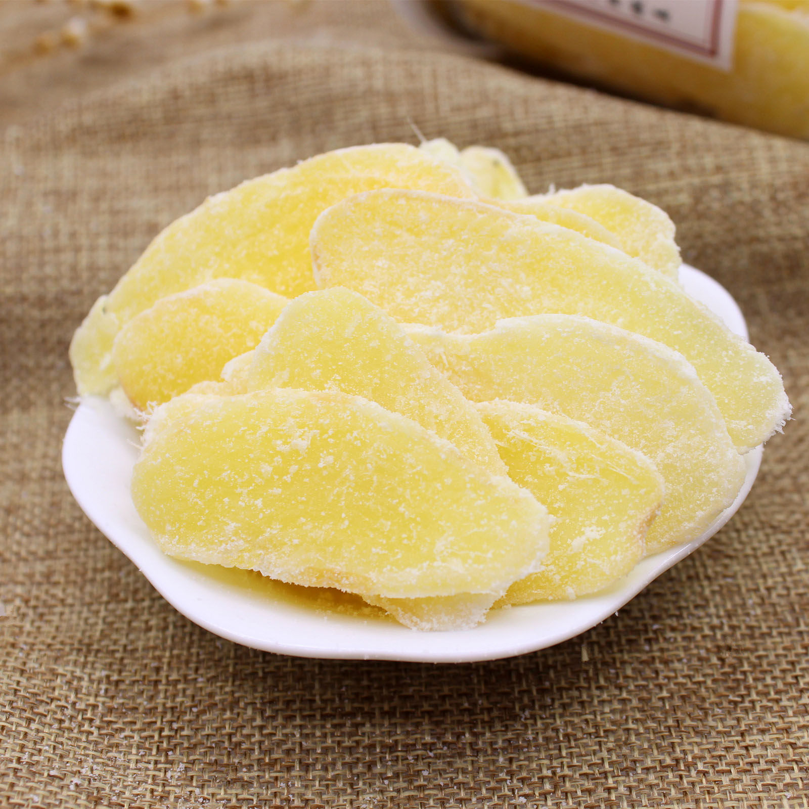 糖姜片山东特产零食农家自制蜂蜜冰糖甜味生姜片干汁泡茶500g包邮