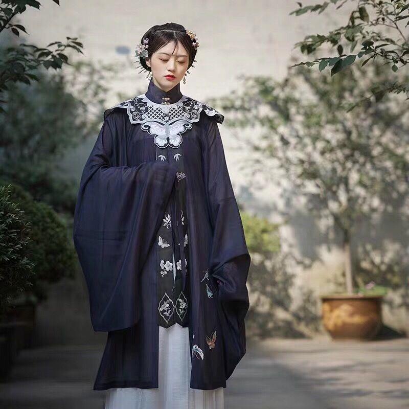 春山集【蝴蝶骨】传统汉服女明制重工刺绣云肩飘带立领长衫秋