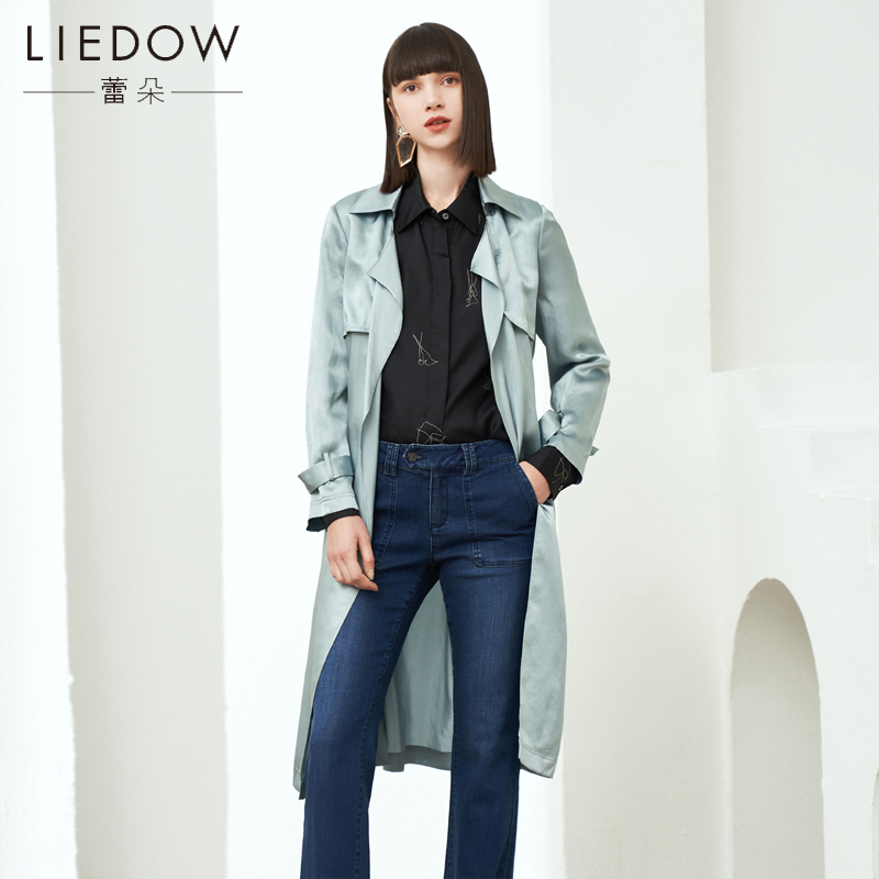 广州蕾朵旗舰店女装/女士精品风衣更新时间:2022年03月05日liedow