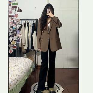 高级设计感咖啡色西装外套女2023秋季新款韩版宽松显瘦小个子西服