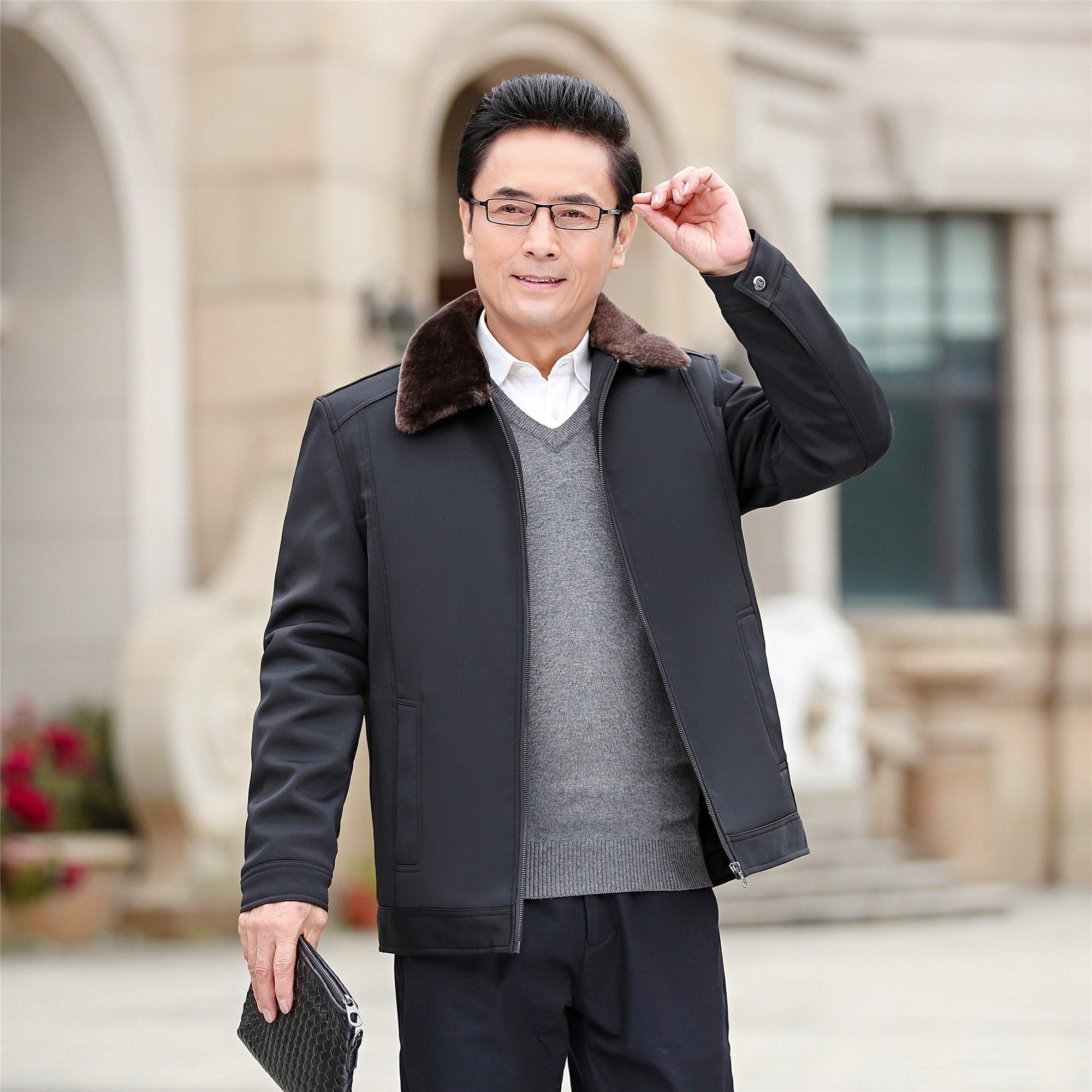 2021中年男士上衣秋冬季爸爸男装冬装外套中老年人加绒加厚夹克