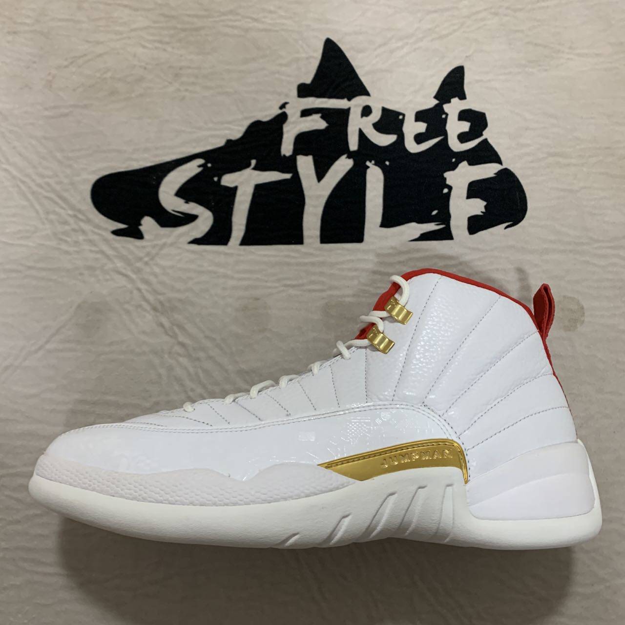 瑕疵特惠airjordan12fibaaj12世界杯篮球鞋白金130690107