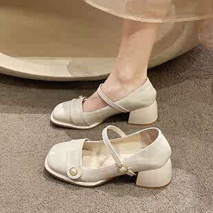 珍珠玛丽珍女鞋2023年春季新款粗跟小皮鞋红色法式单鞋包头凉鞋女