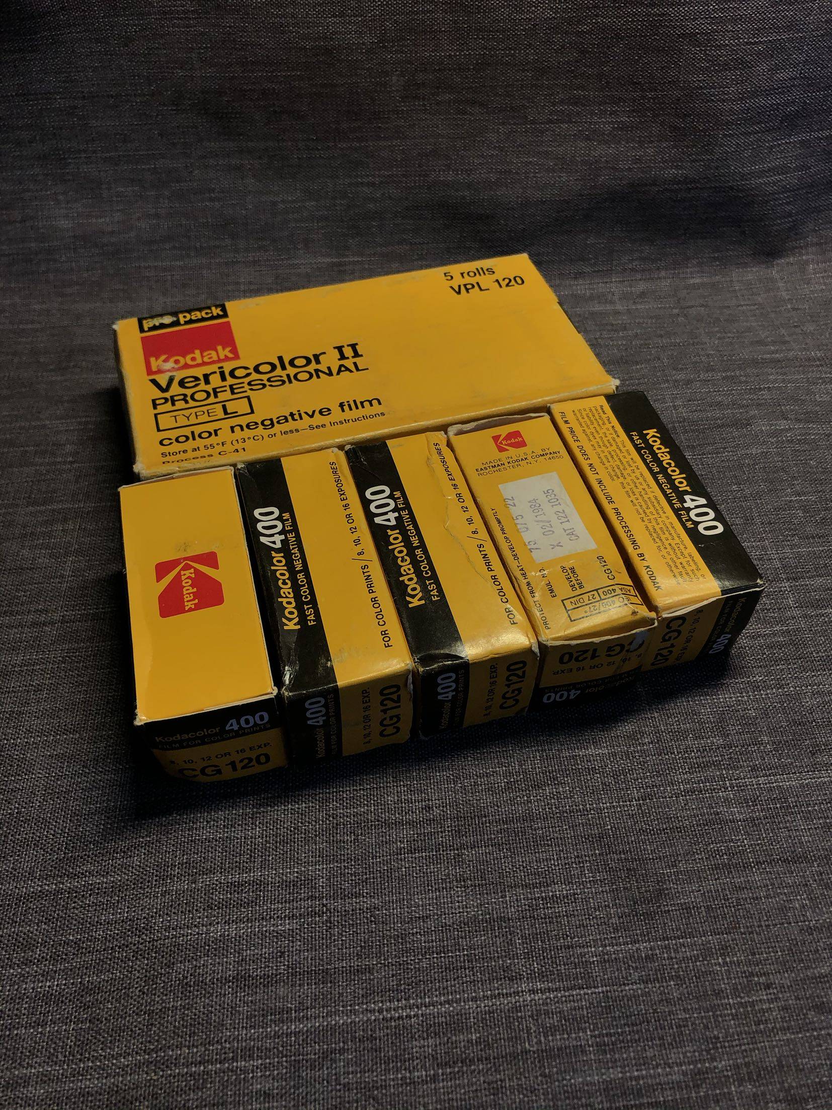 kodak柯达彩色120胶卷胶片中古复古1983年超期无拆封收藏包邮hot