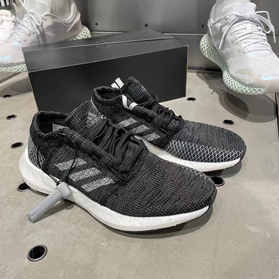 阿迪达斯 Pure Boost 男女减震舒适轻便运动跑步鞋 B37803G54519
