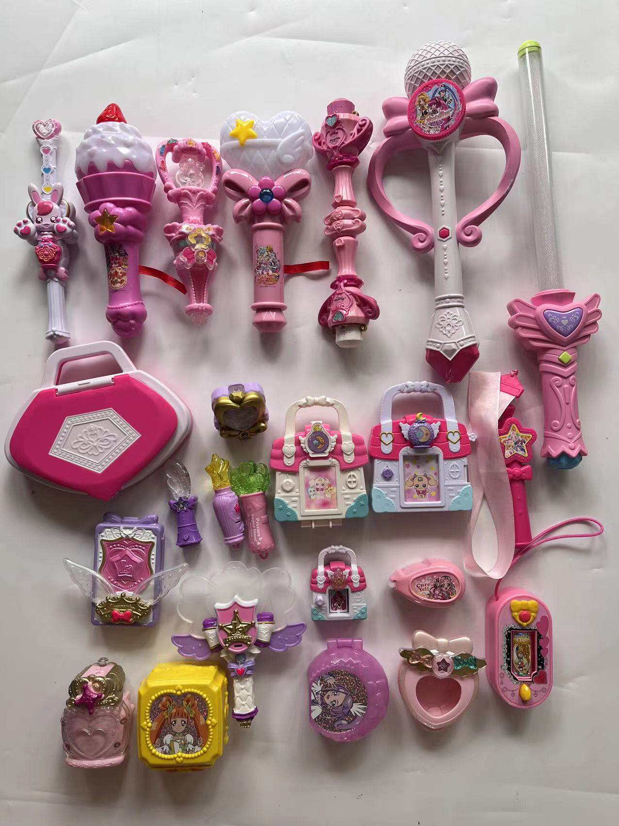 日版万代 光之美少女 扭蛋玩具 食玩 女孩过家家 妆扮游戏 二手