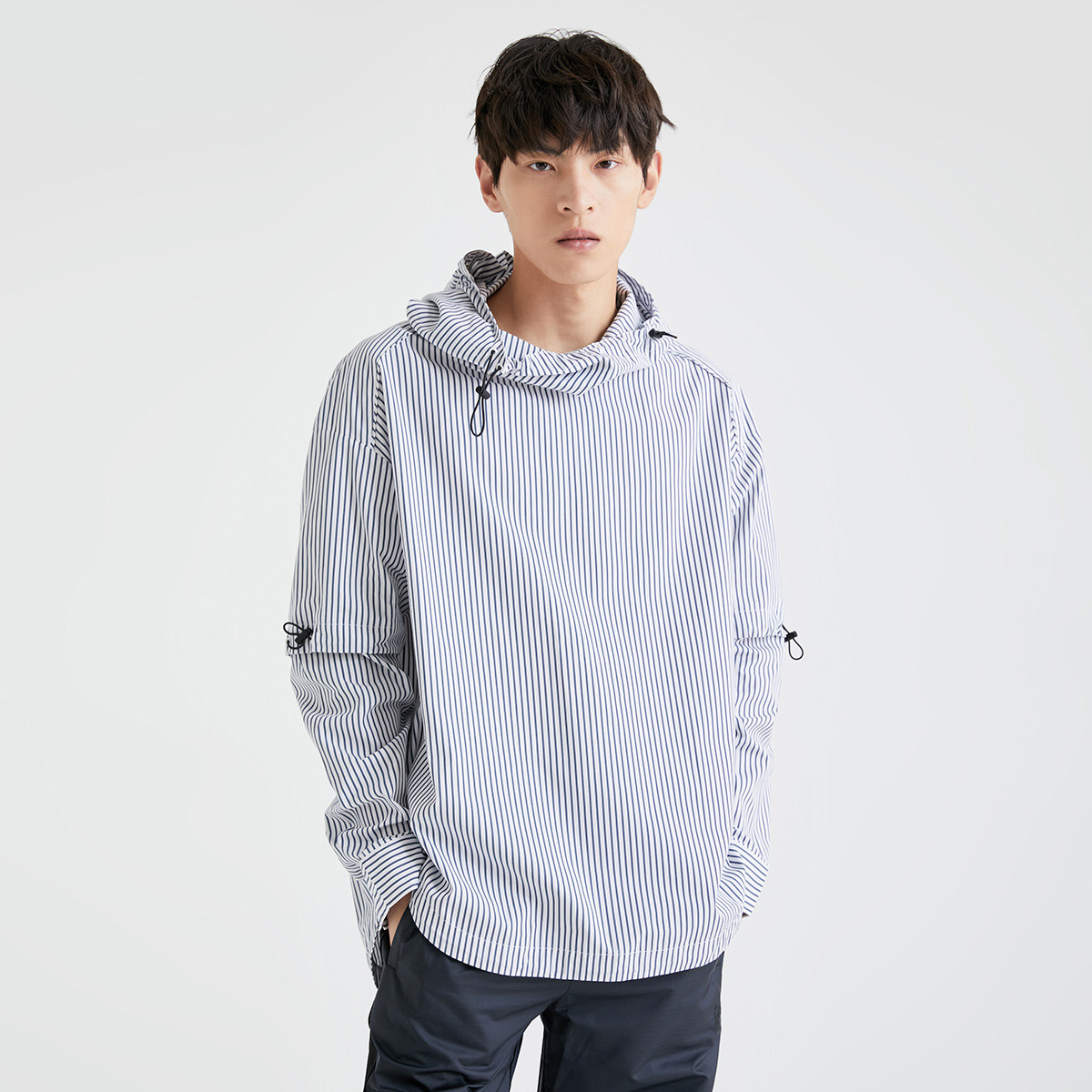 绫致jackjones杰克琼斯时尚男休闲运动连帽条纹长袖衬衫220305032