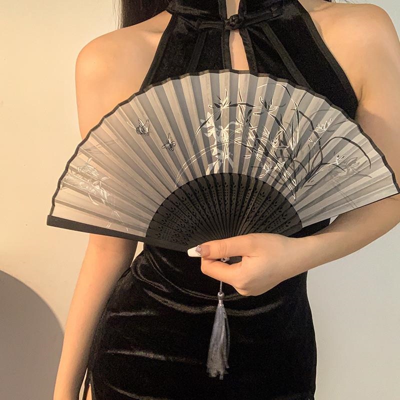 中国风黑色水墨画旗袍扇子随身夏天古风中式流苏折扇便携汉服竹扇