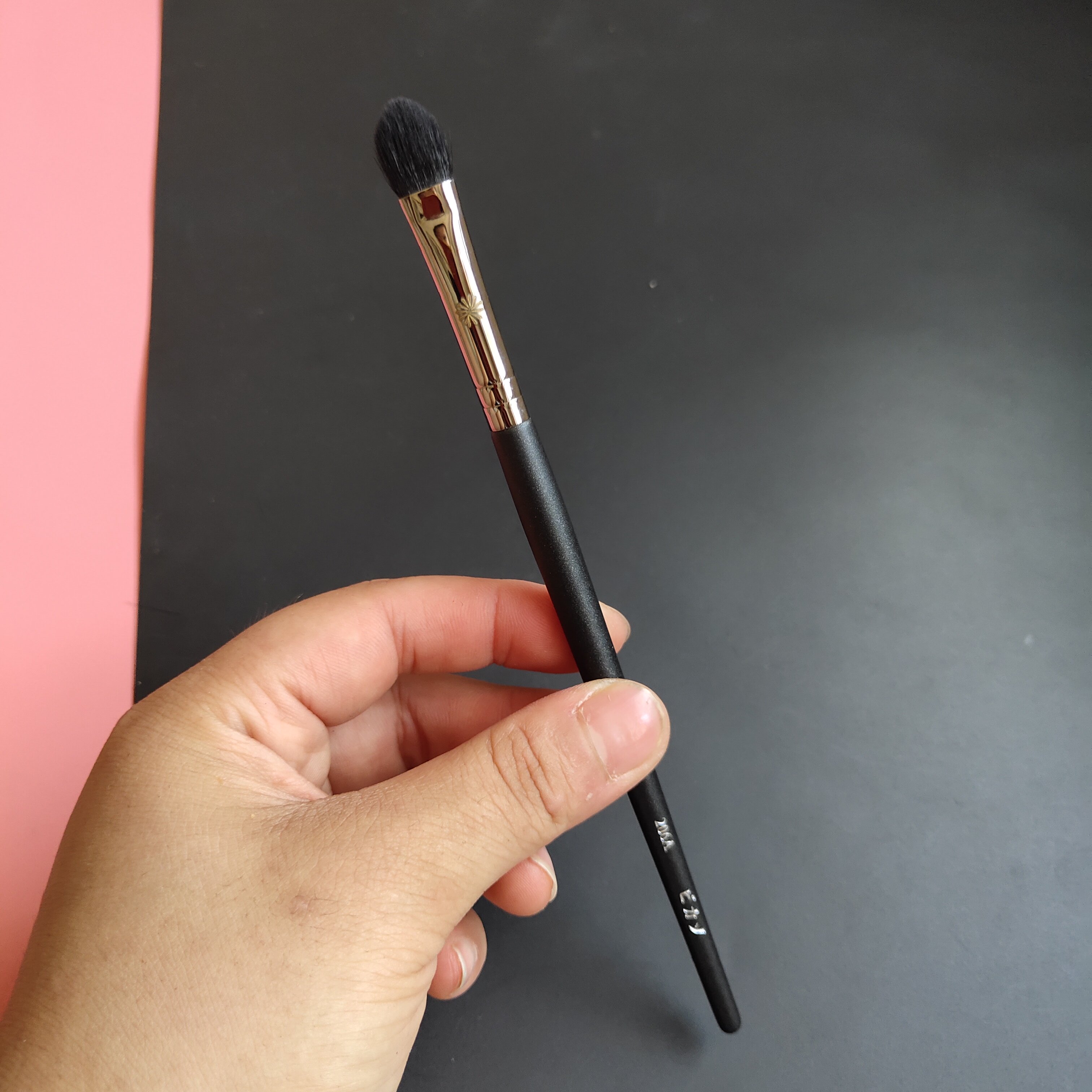 pony推荐毕加索206a中号尖头眼影刷铺色眼影刷优惠券