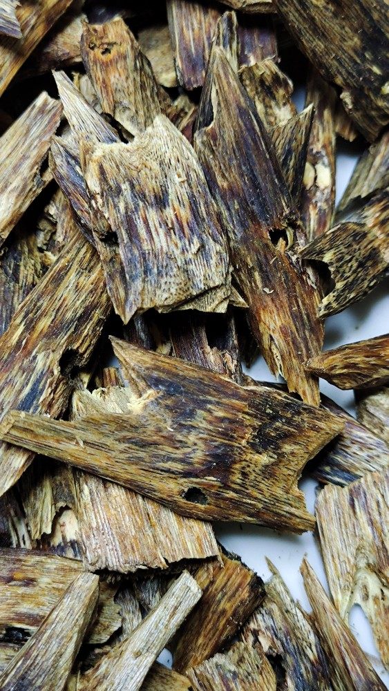 随着社会经济的发展和人们生活水平的不断提高,人们对沉香的药用价值