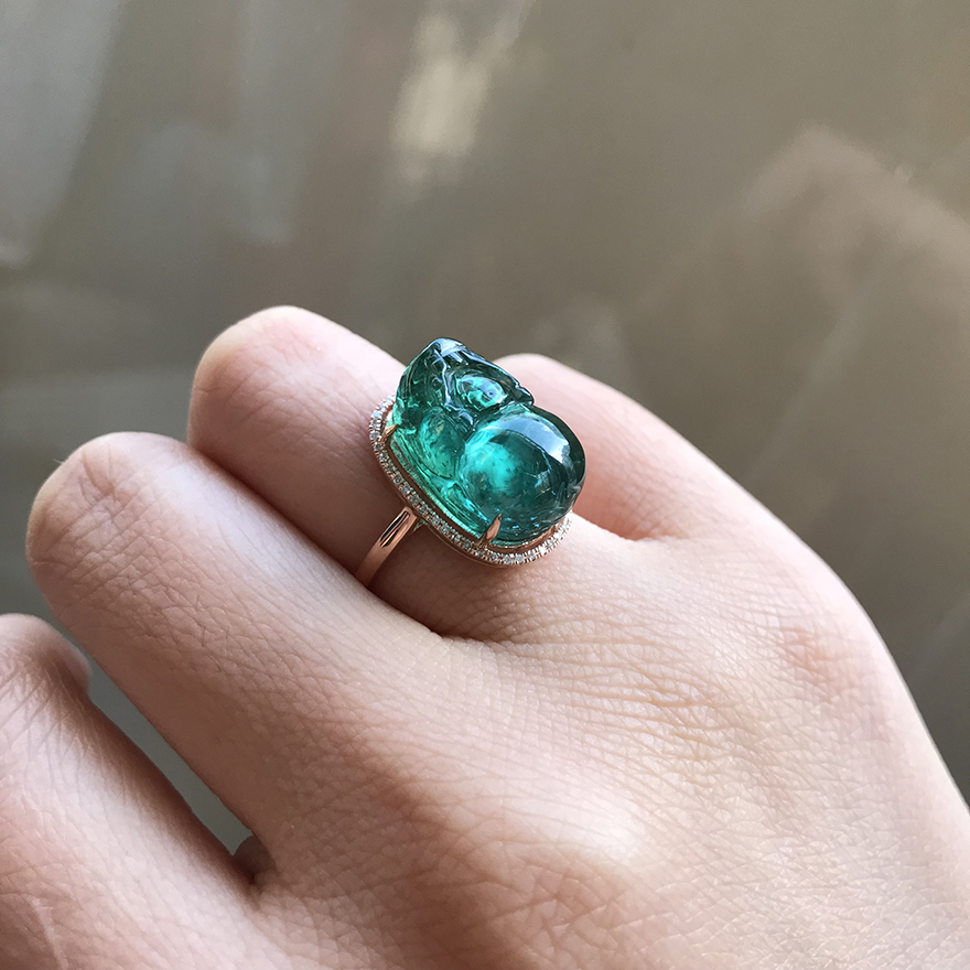 16克拉 蓝碧玺貔貅戒指 18k金镶嵌钻石 招财款