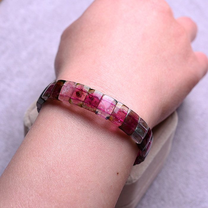 罕见美品 彩色西瓜碧玺手排 每一颗都不一样哦 15.21克