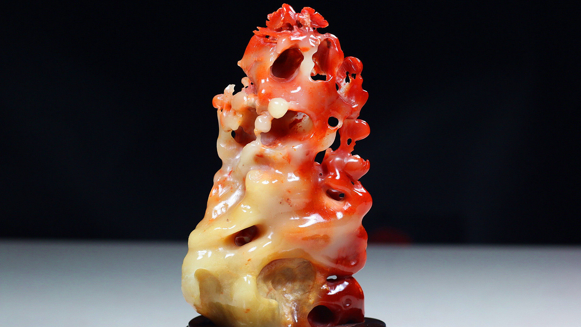 寿山结晶性芙蓉石《梅花》摆件