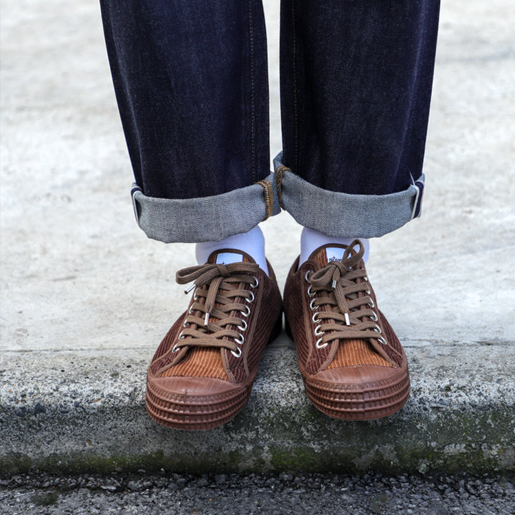 断码清仓 斯洛伐克 novesta 男女同款板鞋系带低帮灯芯绒帆布鞋