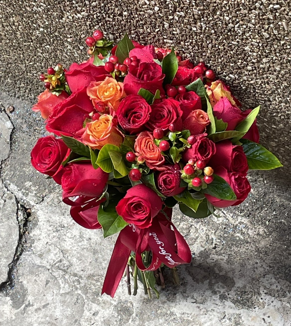 19朵红色玫瑰花代表什么意思(19朵红色玫瑰花代表什么意思朵玫瑰花语