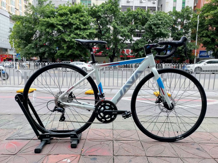 佳沃公路车