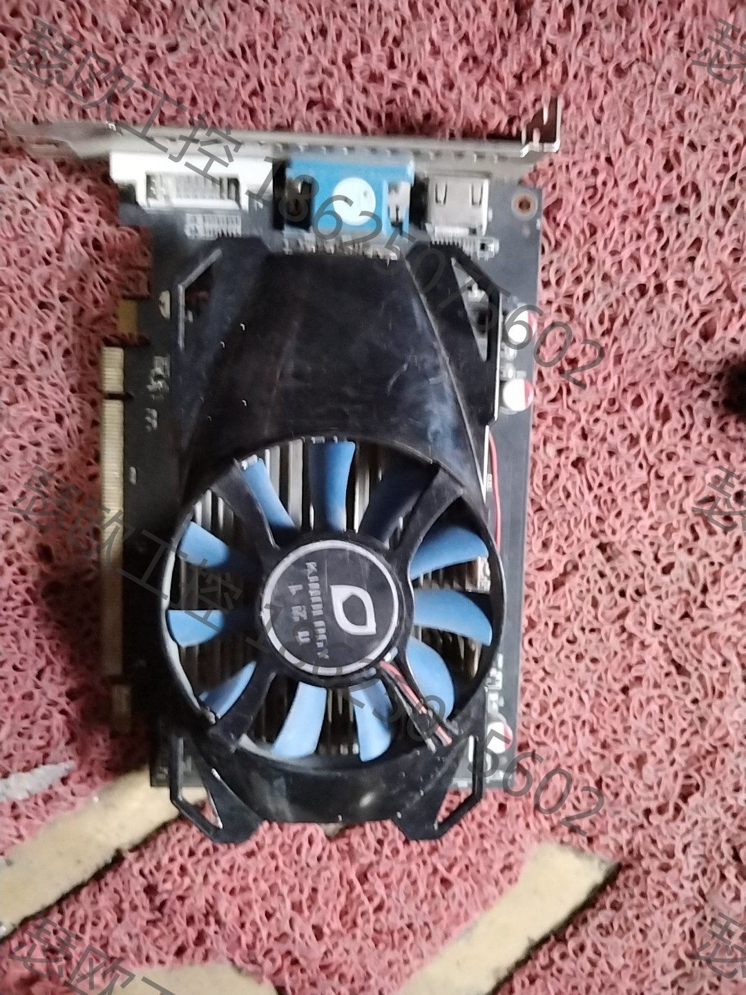 卡诺基r7350显卡1gd5,成色不错,功能正常的.低出.