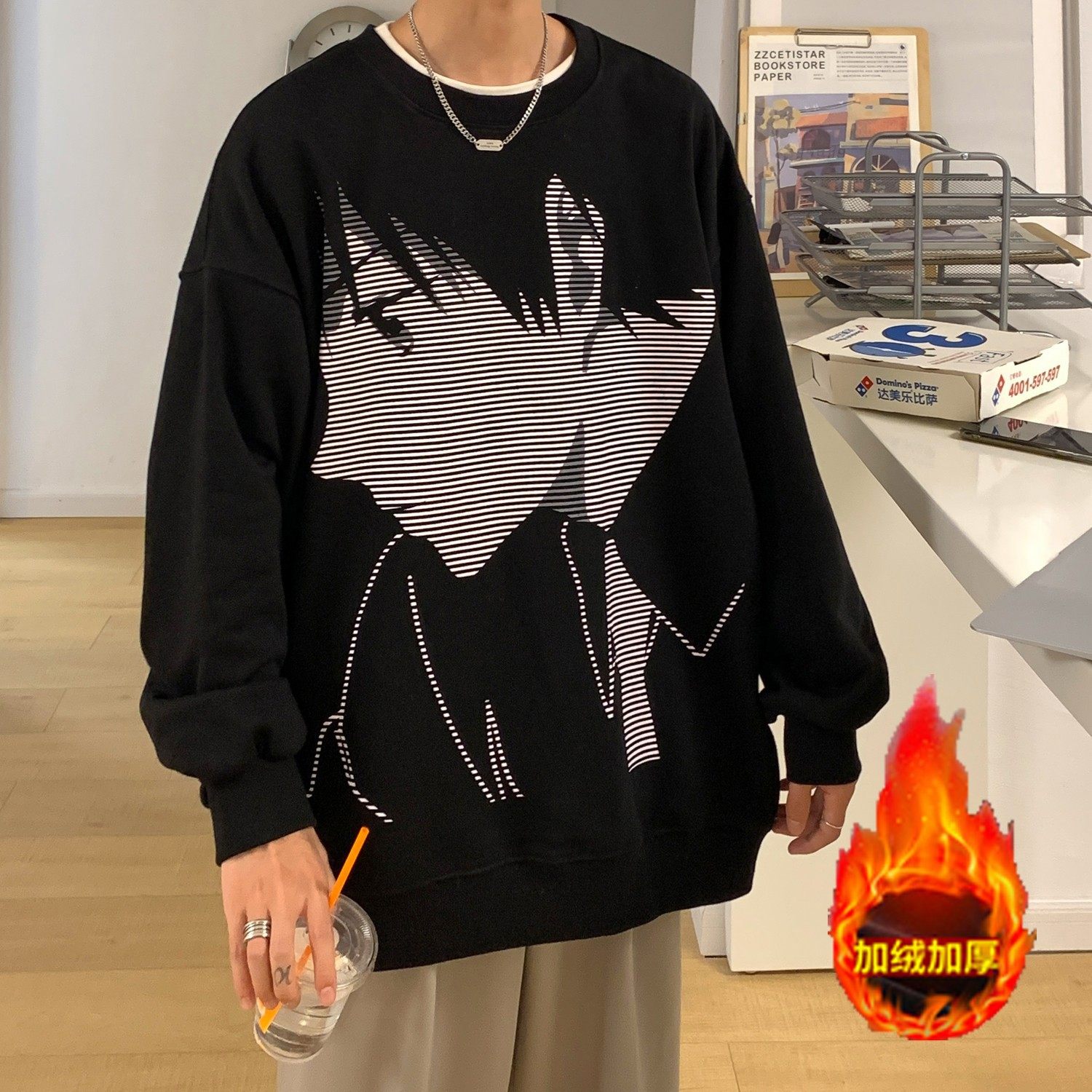 主推港风潮卡通动漫圆领套头加厚情侣卫衣h6511p45男类