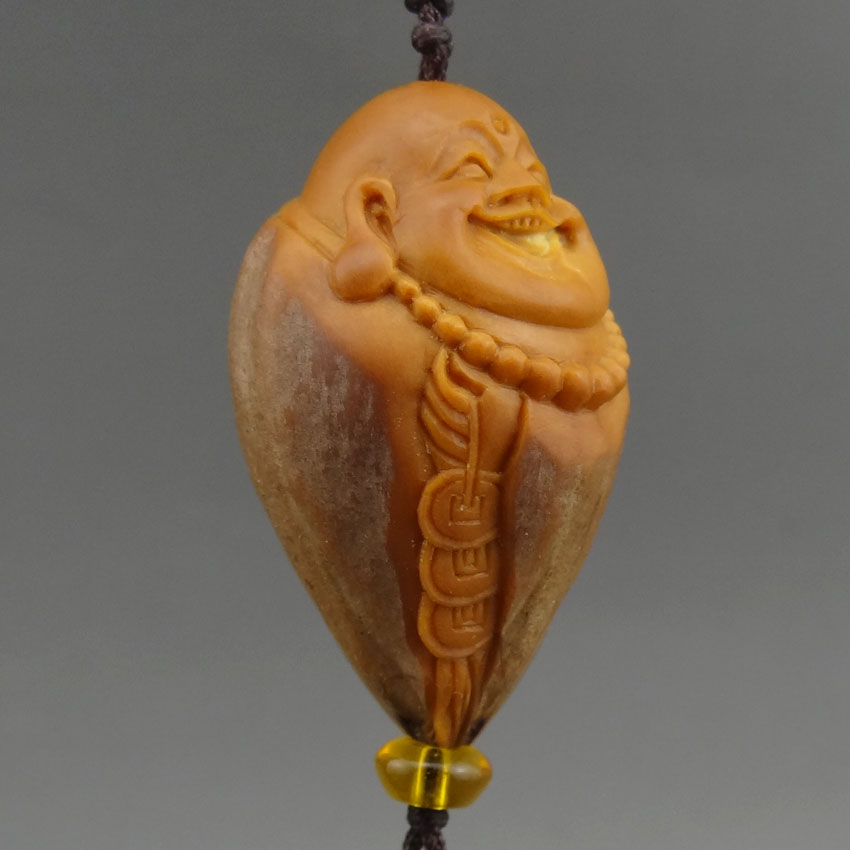 核雕名家周义清作品《弥勒》