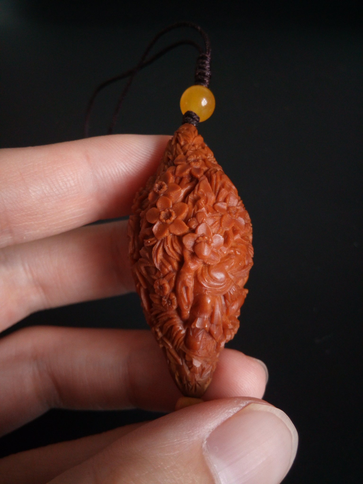 2.23 核雕师陈素林《桃园三结义》