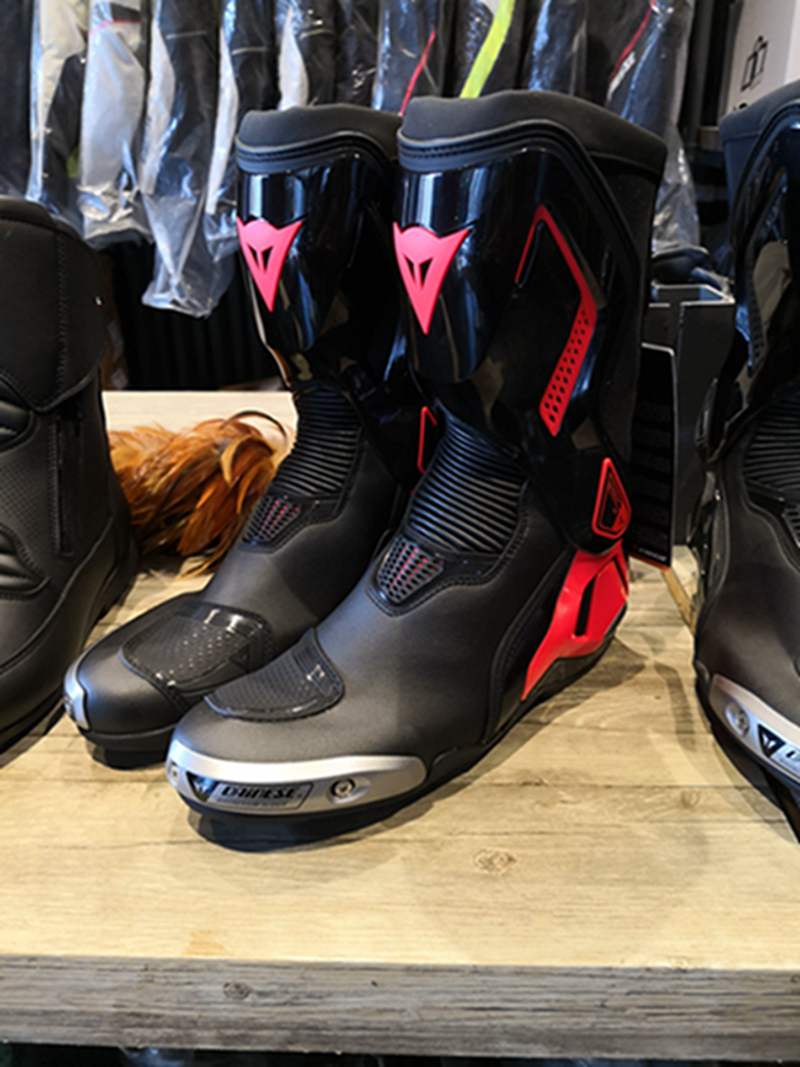 goods in stock DAINESE TORQUE D1 , TORQUE D1 LADY Men's outer boots/Multicolor female modelsin the Motorcycle/Equipment/Fitting , Motorcyclist equipment , Racing shoes category - from Buy2taobao.com to provide professional Taobao agent buy service