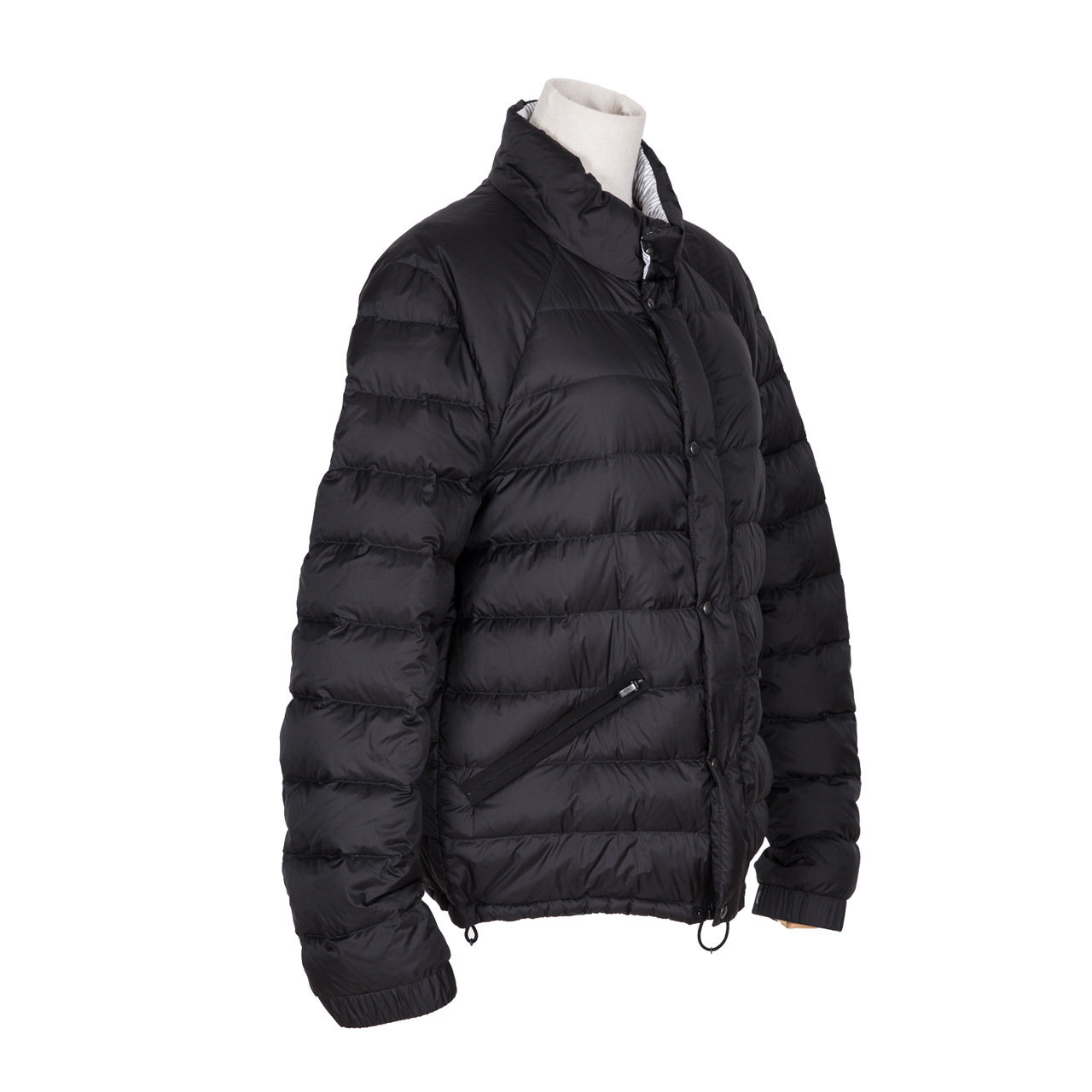 [9.9新]蒙克莱moncler3码男士薄款羽绒黑色16款未使用