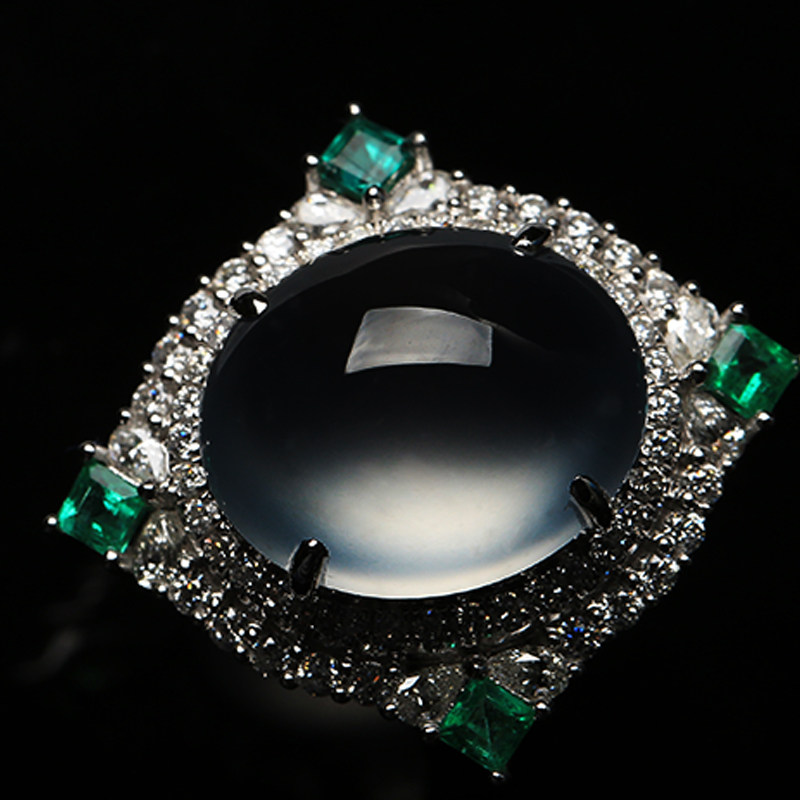 老坑玻璃种饱满鸽子蛋18k金镶钻祖母绿11.53克c2761