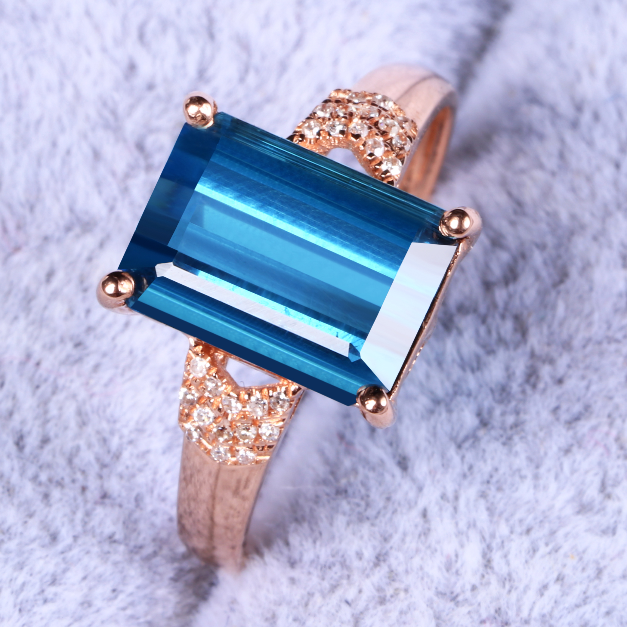 【即刻拍】3.5克拉_蓝碧玺_巴西天然_戒指_18k金镶钻石19483