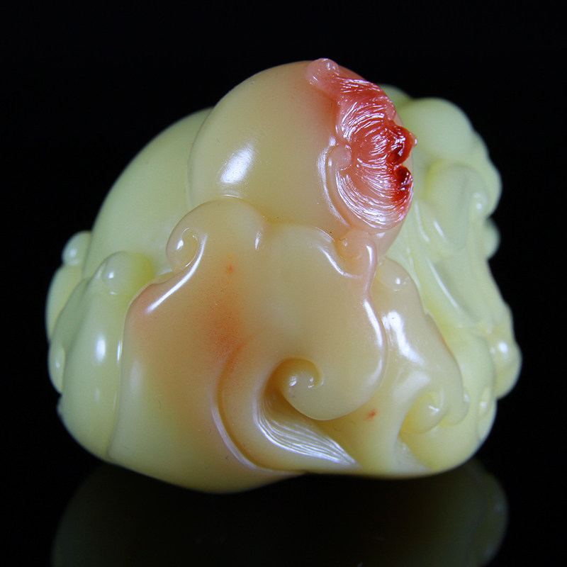 寿山石-精品巧色白芙蓉《福相》 把玩件