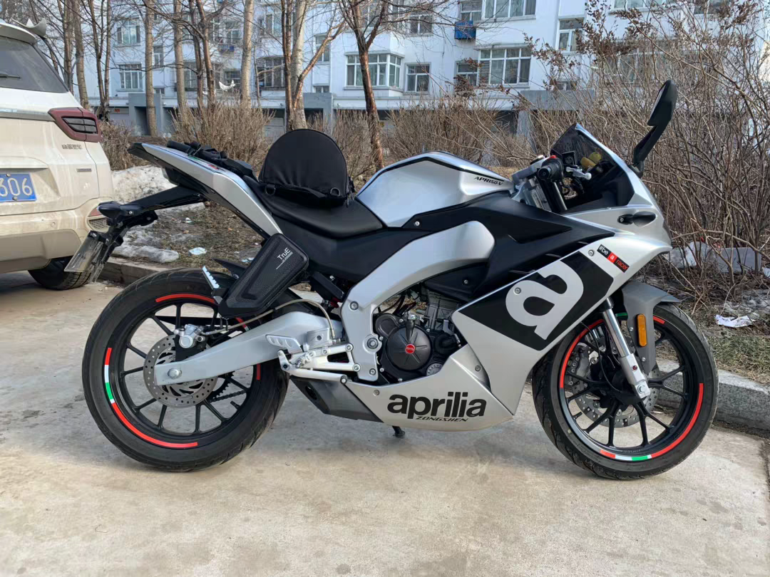 适用于阿普利亚摩托车gpr150边包改装侧挂包硬壳三角包工具包