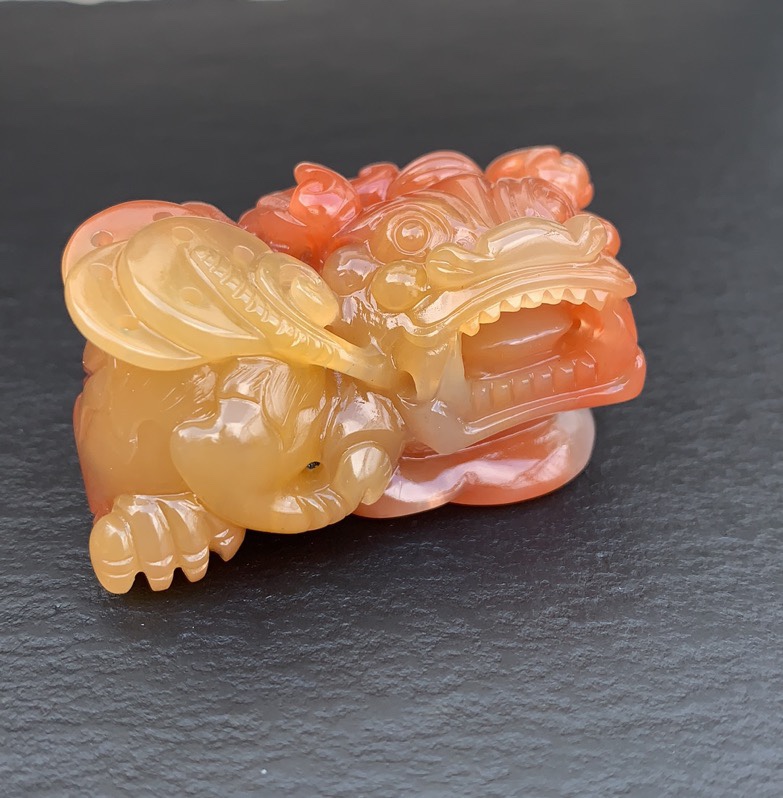 正宗天然黄龙玉霸王貔貅手把件大挂件冰种老料招财开光精雕包邮——石