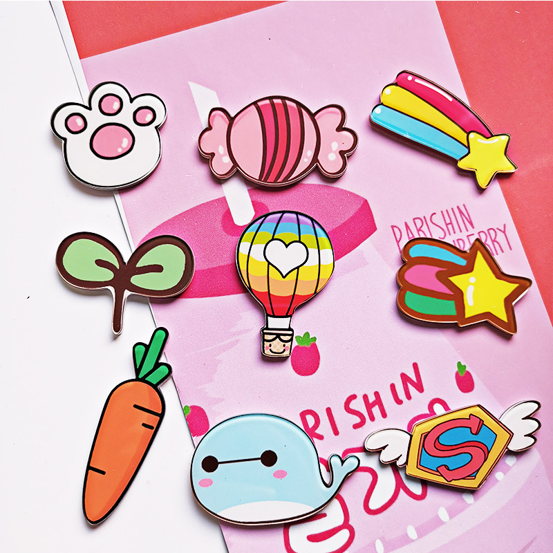 ins潮可爱日系创意亚克力小胸针卡通女孩配饰衣服包包挂件徽章女