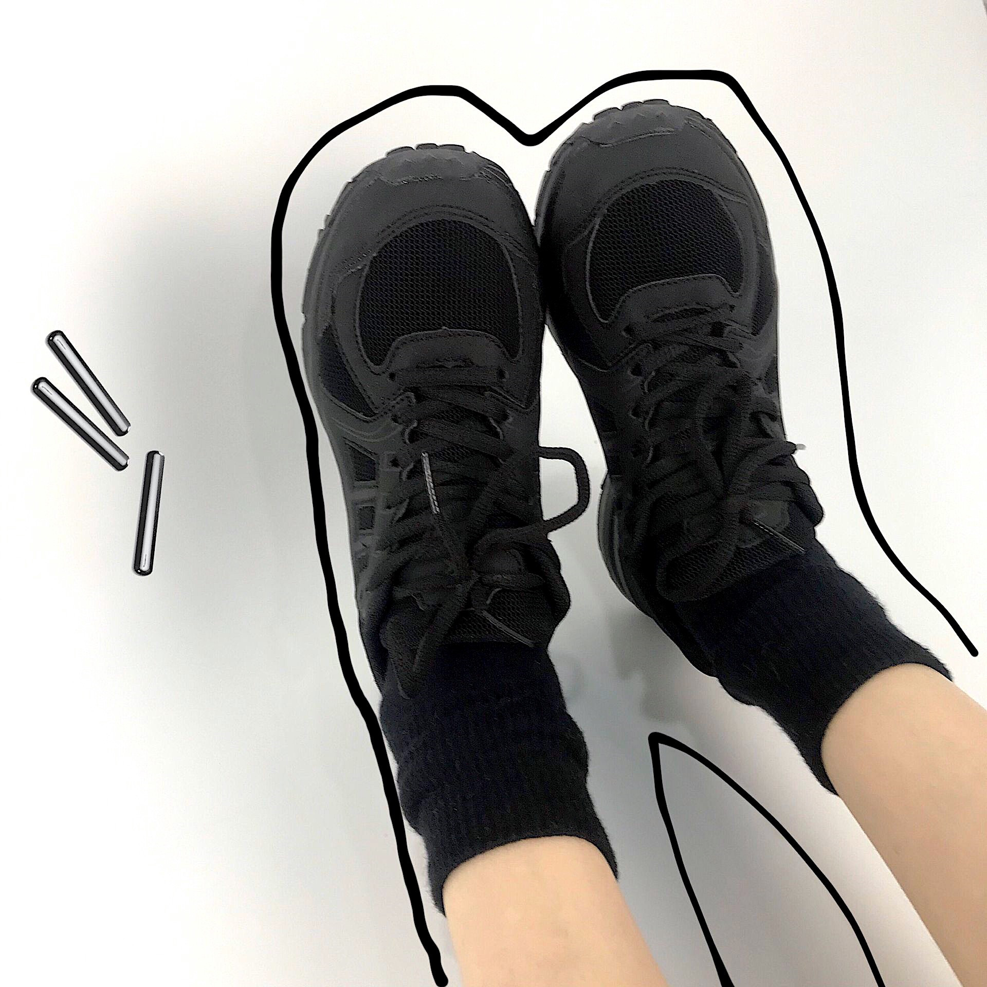 2021秋冬新款全黑色运动鞋女ins潮百搭加绒休闲跑鞋黑武士老爹鞋