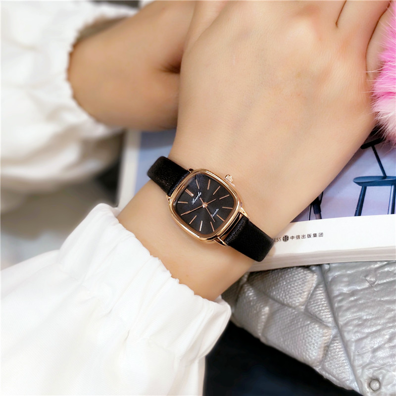 澳尔博潮流时尚方形女士皮带手表小表盘真皮表带防水礼物复古手表