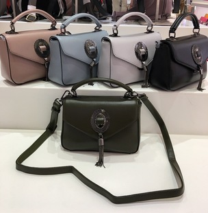 gucci錢包香港專櫃價格 正品袋鼠女包2020新款專櫃包品牌流蘇信封包手提包斜挎包L202054 gucci錢包價格